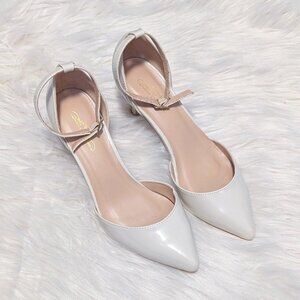 Journee Collection Ankle Strap Heels - Size 8 🩷